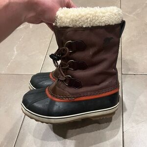 Sorel Kids Boys Boots Brown and Black